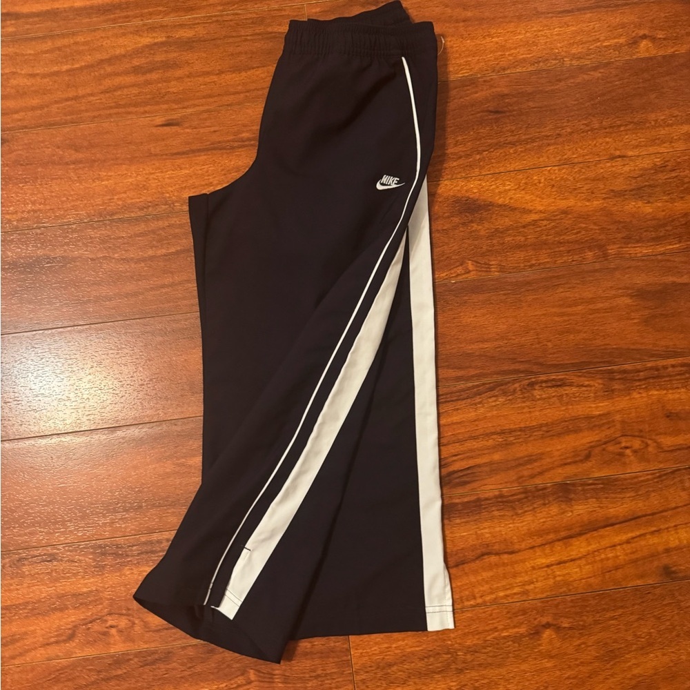 Nike Women’s Sweatpants Joggers Size XS Black and wahite Clássic Sport Athletic - Picture 4 of 6